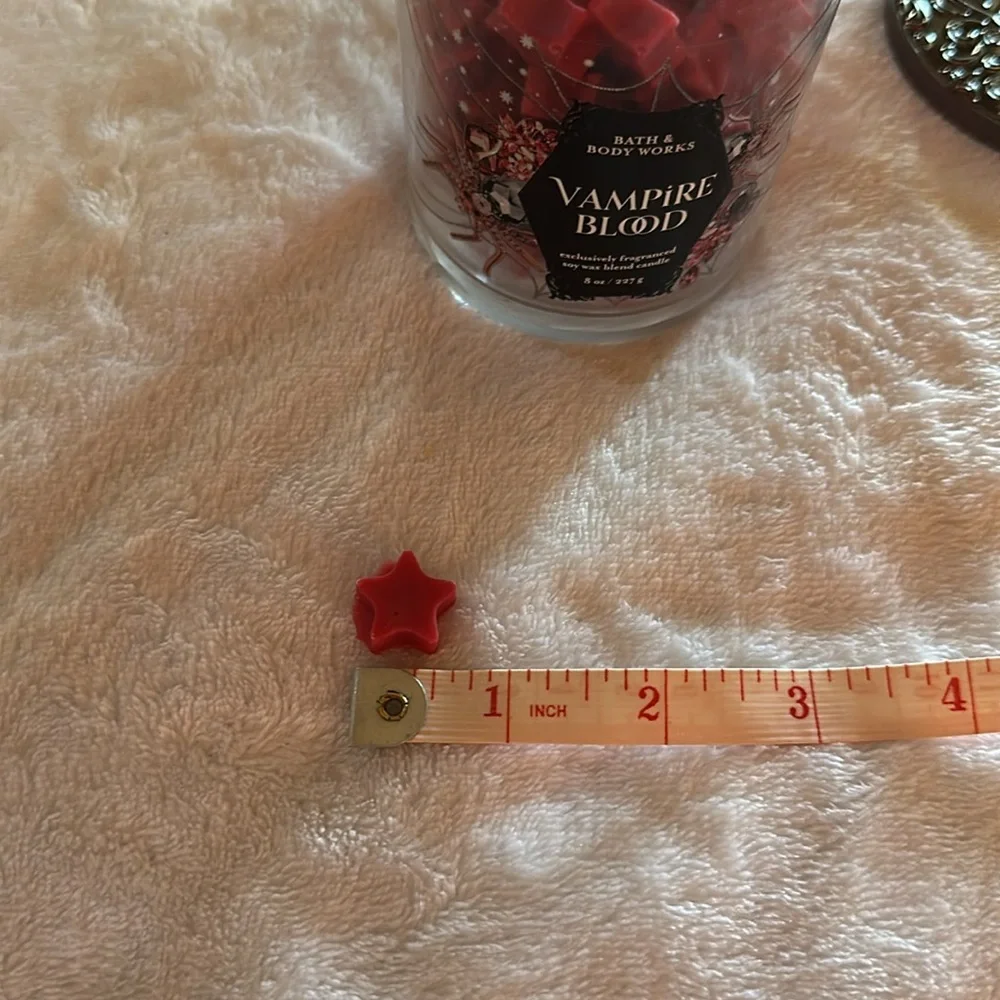Bath & Body Works Vampire Blood Hand Poured Wax Melts